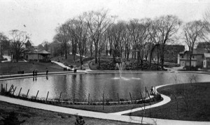 This early postcard depicts the fountain and the protective fence erected at the lake’s deeper end. Also visible are the band gazebo and the barn. The tall building seen through the trees is the Rhode Island Hotel, which was destroyed by fire in 1928.  (Author’s Collection)