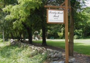 Treaty Park, which has a trail leading to Pettaquamscutt Rock